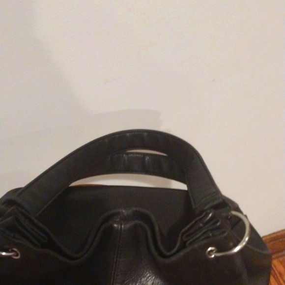 Vintage Black Leather Bag Handbag Purse- Leather Co. by LIZ CLAIBORNE - Picture 9 of 12